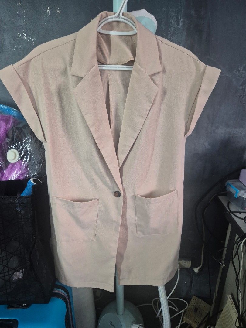 Shein Co ords with short (Category: Sets or Coordinates) located in Manila. Submitted by cutefinds (Listing ID 1464424777, Image 1). Description: Size small.