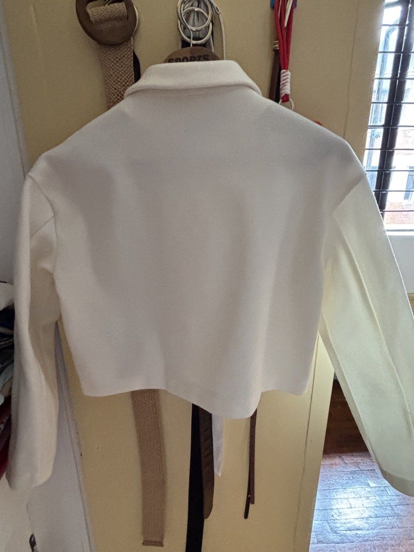 SHEIN White Cropped Jacket with Gold Buttons (Category: Coats, Jackets and Outerwear) located in Manila. Submitted by haydee008 (Listing ID 1464385403, Image 2). Description: .