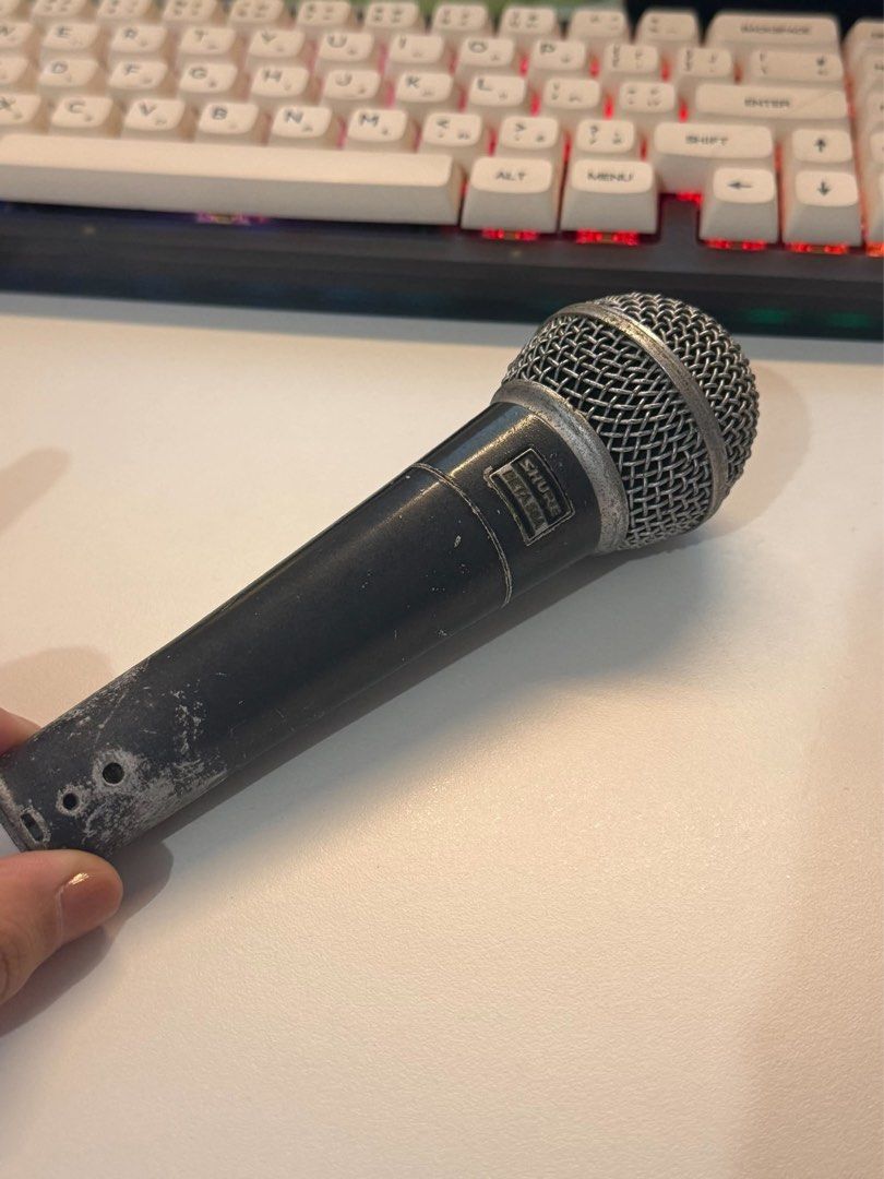 Shure Beta 58A (Category: Microphones) located in Las Pinas. Submitted by krawrina (Listing ID 1464541548, Image 1). Description: Aside from the wear on the body, both microphones are working greatly. Both are authentic. 4k each BETA 58A AVAILABLE BETA 87 SOLD.
