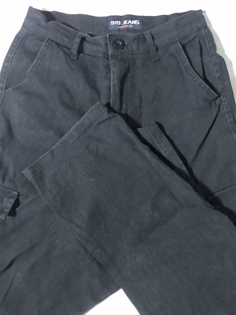 Six pocket women cargo pants (Category: Jeans) located in Manila. Submitted by cherub._. (Listing ID 1464529473, Image 2). Description: .
