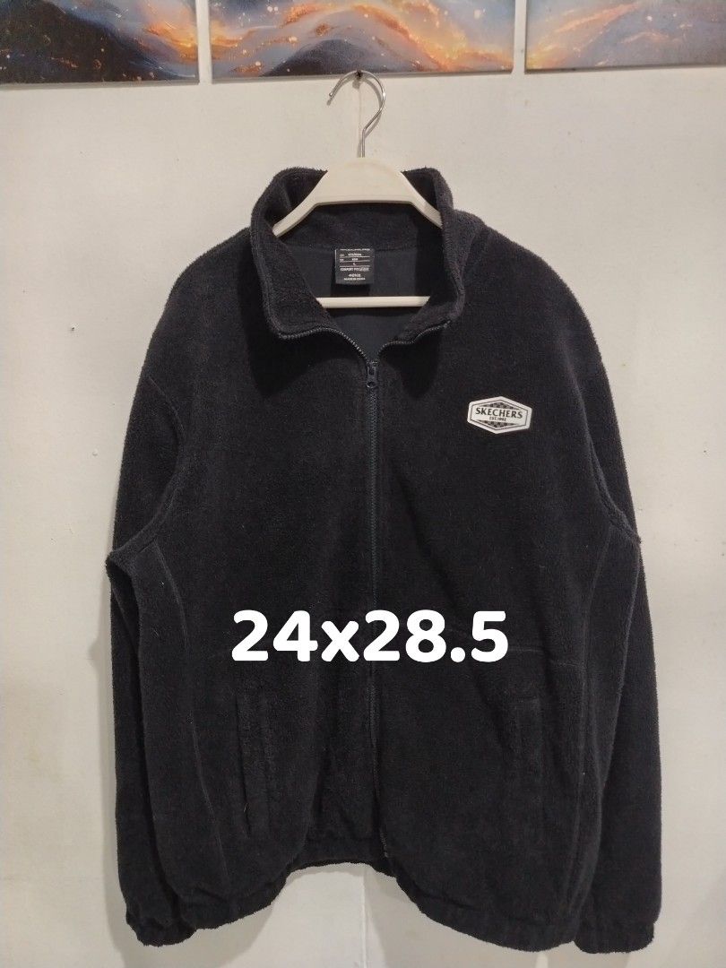 Sketchers Fleece Jacket (Black) (Category: Coats, Jackets and Outerwear) located in Paranaque City. Submitted by acexjheapparel (Listing ID 1464430760, Image 1). Description: •For interested only •Don't inquire if not interested •Low ballers will be ignored •Size and Price Already Indicated to this Post •Check before you Chat •Condition 9/10 •MOP: Gcash •MOD: Lalamove (open for COD) or J&T (Payment first plus SF) •Check photos for legitimacy of t