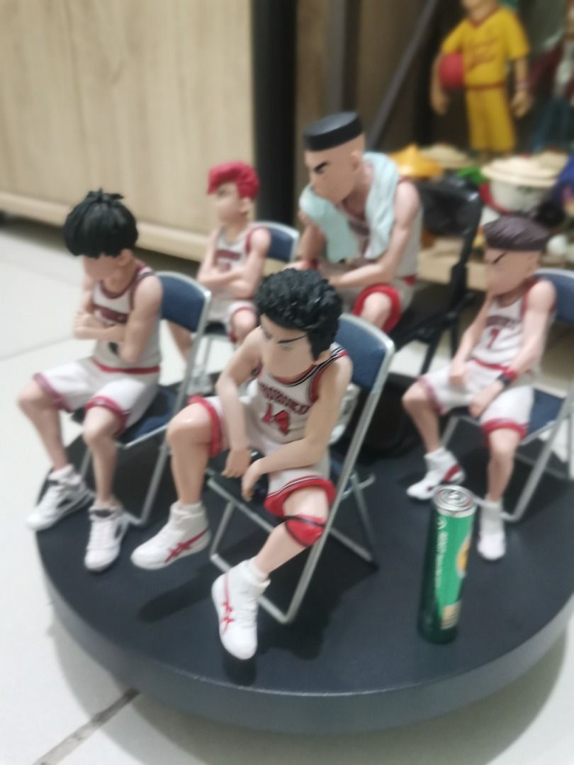 Slamdunk set (Category: Figurines & Statues) located in Tarlac. Submitted by la.figz (Listing ID 1464392224, Image 1). Description: Slamdunk set. Akagi chair replaced Location tarlac .