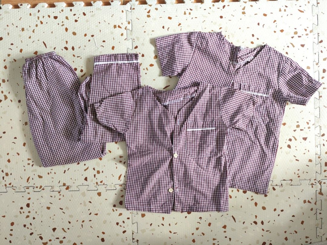 Sleepwear Bundle (Category: Babies & Kids Fashion) located in Taguig. Submitted by cleanupmomma (Listing ID 1464414385, Image 1). Description: Please take time to read ❤️ Sold as set no flaws fits 5-7 yrs old 2-4 yrs old wyiwyg.