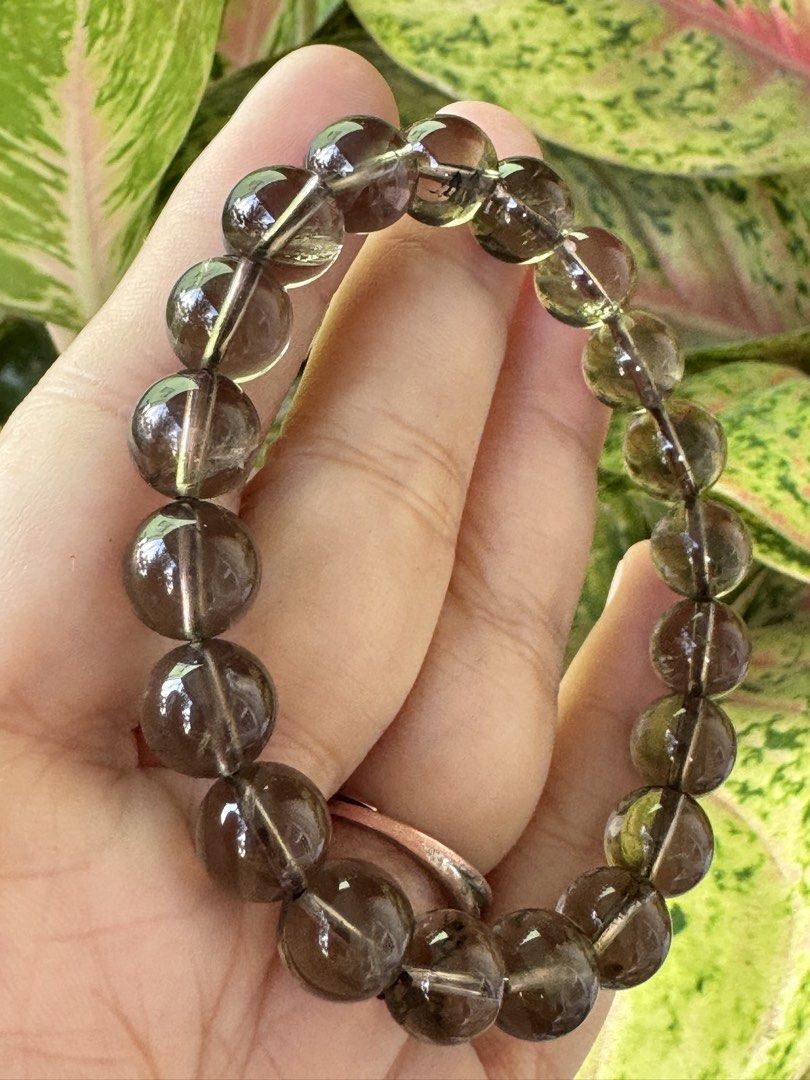 SMOKY QUARTZ 🍉 B1_JC022 (Category: Bracelets) located in Bulacan. Submitted by selling_low_by_bella_ben (Listing ID 1464529075, Image 2). Description: SMOKY QUARTZ 🍉 B1_JC022 🏷️ 280 9+ mm bead size 16 cm wrists.