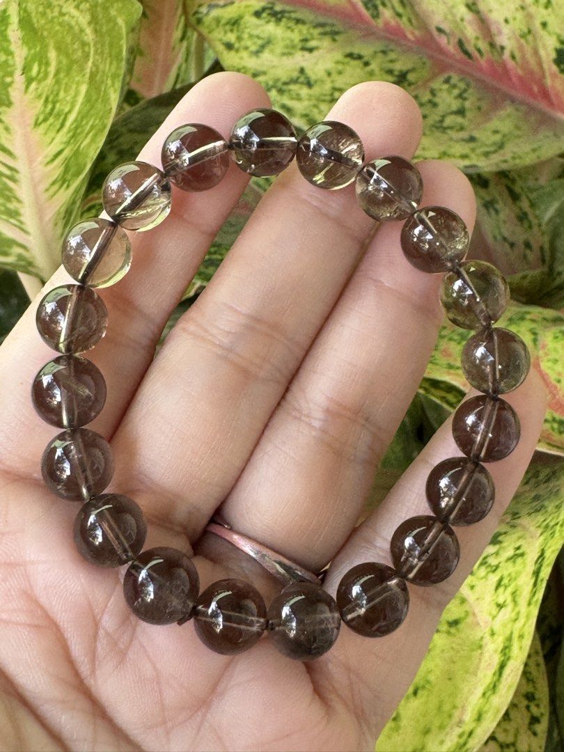 SMOKY QUARTZ 🍉 B1_JC022 (Category: Bracelets) located in Bulacan. Submitted by selling_low_by_bella_ben (Listing ID 1464529075, Image 1). Description: SMOKY QUARTZ 🍉 B1_JC022 🏷️ 280 9+ mm bead size 16 cm wrists.