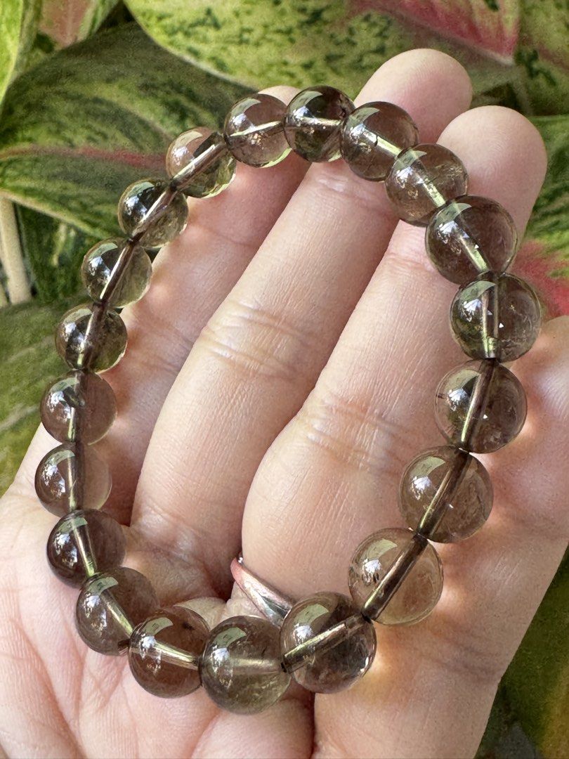 SMOKY QUARTZ 🍉 B1_JC022 (Category: Bracelets) located in Bulacan. Submitted by selling_low_by_bella_ben (Listing ID 1464529075, Image 3). Description: SMOKY QUARTZ 🍉 B1_JC022 🏷️ 280 9+ mm bead size 16 cm wrists.