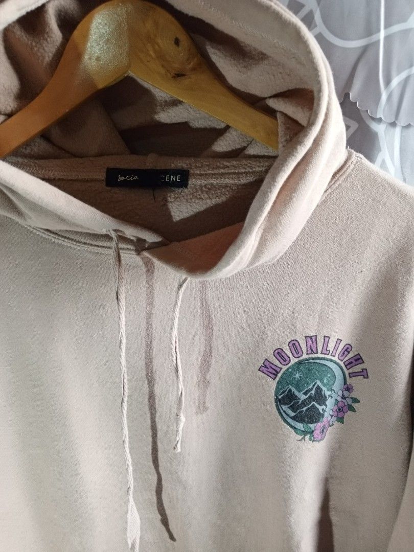SOCIAL SCENE HOODIE (Category: Others Tops) located in Taytay. Submitted by ThriftRacks (Listing ID 1464390254, Image 3). Description: Preloved/ Thrifted from ukay bale Social scene womens hoodie Size XS on tag MOD-J&T Express/Lalamove SF shoulder by the buyer Meet up Sanjuan Elem. School Floodway Taytay Rizal only. Payment First Mode of payment-Maya/Gotyme.
