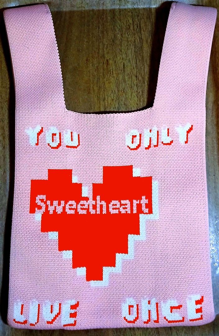 SOFT WOVEN KNIT FABRIC TOTE BAG (Category: Tote Bags) located in Caloocan City. Submitted by tenderluv (Listing ID 1464362023, Image 1). Description: soft woven knit fabric tote bag.
