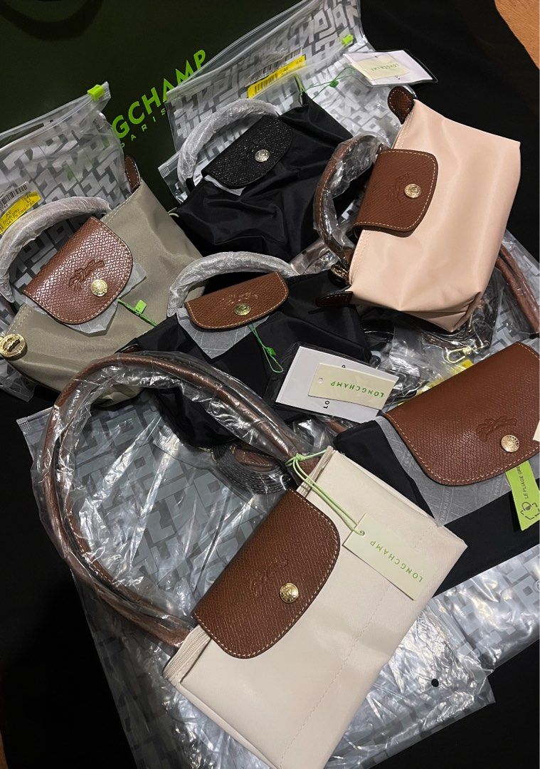 Sold (Category: Announcements) located in Manila. Submitted by iconic.bag (Listing ID 1464389699, Image 3). Description: .