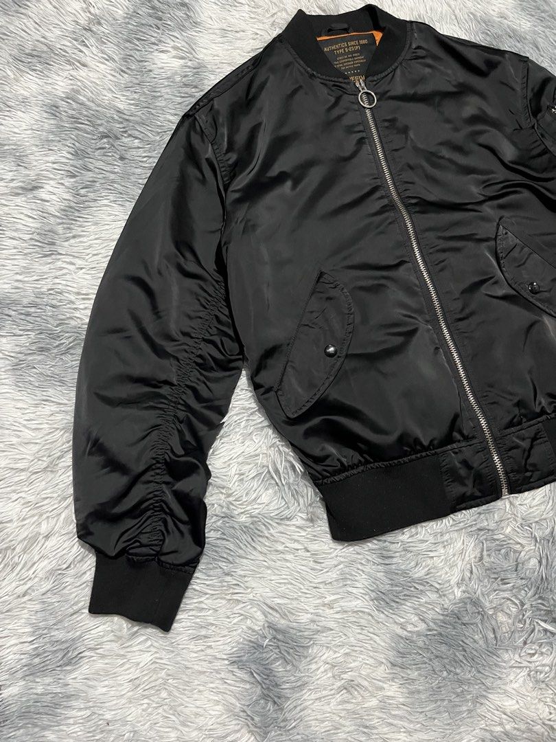 SPAO Regiment Bomber Jacket (Category: Coats, Jackets and Outerwear) located in Sasmuan (Sexmoan). Submitted by winterclothes.ph (Listing ID 1464412744, Image 3). Description: SPAO Regiment Bomber Jacket S on tag Width 21 Length 25 Excellent Condition.
