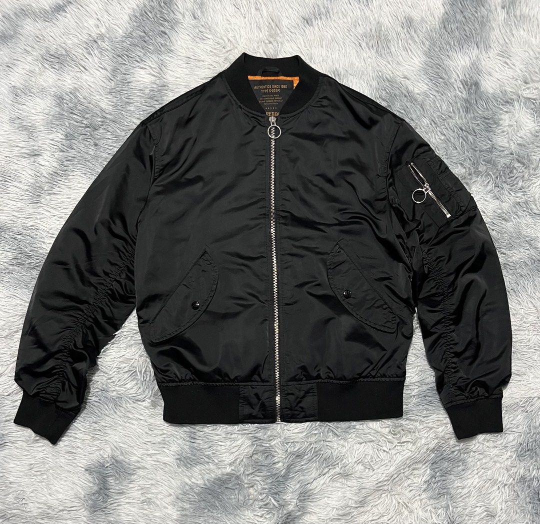 SPAO Regiment Bomber Jacket (Category: Coats, Jackets and Outerwear) located in Sasmuan (Sexmoan). Submitted by winterclothes.ph (Listing ID 1464412744, Image 1). Description: SPAO Regiment Bomber Jacket S on tag Width 21 Length 25 Excellent Condition.