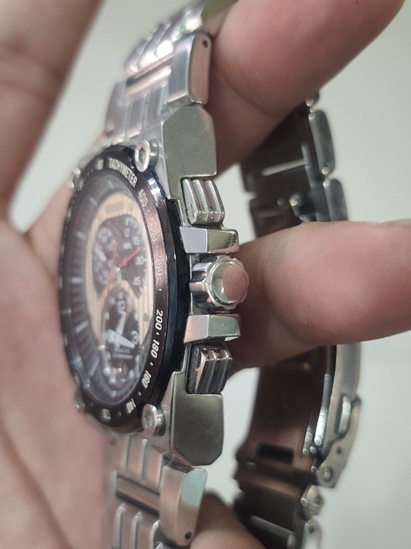 Sportura Kinetic Chronograph (Category: Luxury Watches) located in Bacolod City. Submitted by john0000007 (Listing ID 1464357816, Image 3). Description: .