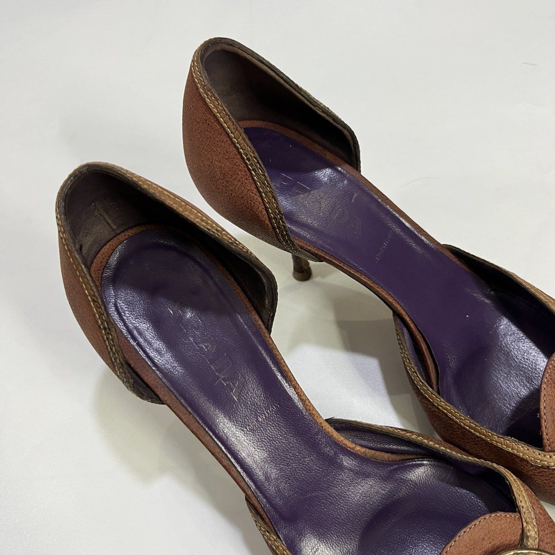 S/S 02 PRADA D’ORSAY BUCKLE PUMPS (Category: Sneakers & Footwear) located in Bacolod City. Submitted by the.finest (Listing ID 1464505108, Image 3). Description: Prada Spring/Summer 2002 Collection D’Orsay Buckle Pumps Tag Size: 37 1/2 Condition: 8.9/10 has normal signs of wear 13,500+shipping fee.