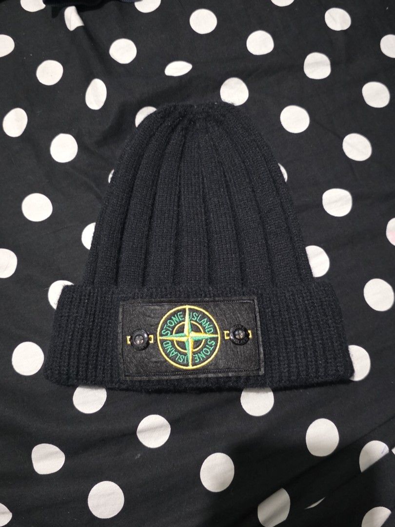 ST0NE ISLAND BEANIE (Category: Beanies) located in Baguio. Submitted by chr0m3_h3arts (Listing ID 1464476342, Image 1). Description: 👨: Ano po issue? Me: Wala po. 👨 How much po? Me: 1200+sf po. 👨: Location? Me: Baguio City po not faded po, lighting lang po 10/10 condition and color rate.