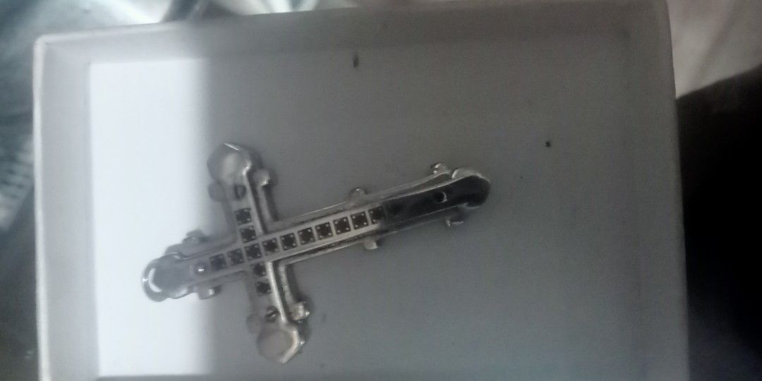 Stainless pendants per pc (Category: Everything Else Others) located in Paranaque City. Submitted by dimaguilaa94969 (Listing ID 1464519866, Image 2). Description: pm if ibt 1500 each.