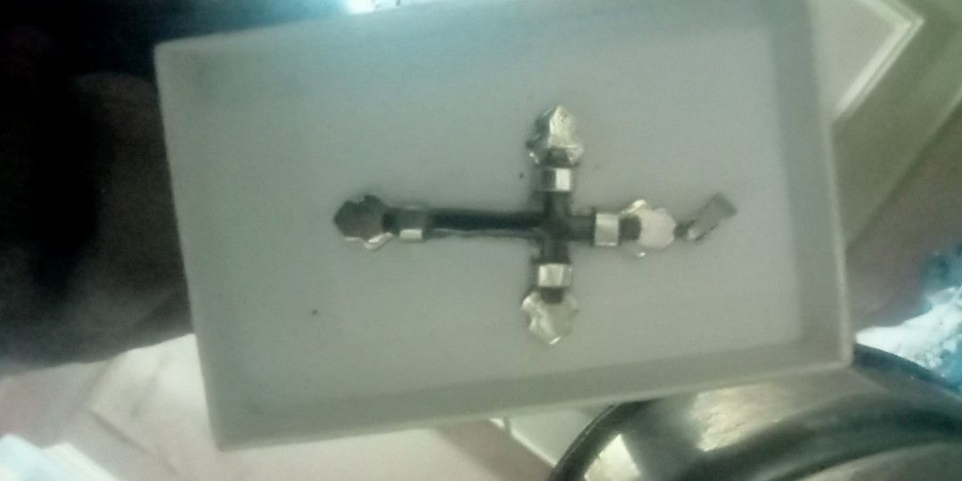 Stainless pendants per pc (Category: Everything Else Others) located in Paranaque City. Submitted by dimaguilaa94969 (Listing ID 1464519866, Image 3). Description: pm if ibt 1500 each.