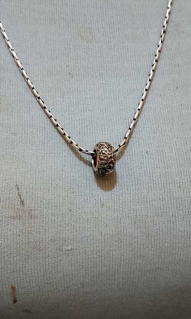 Sterling silver unique design (Category: Jewelry) located in Manila. Submitted by julius_onlineshop14 (Listing ID 1464458078, Image 2). Description: looks like 975 silver due to its texture far from 925 silver color comes with vintage pendant 20" long rare design.