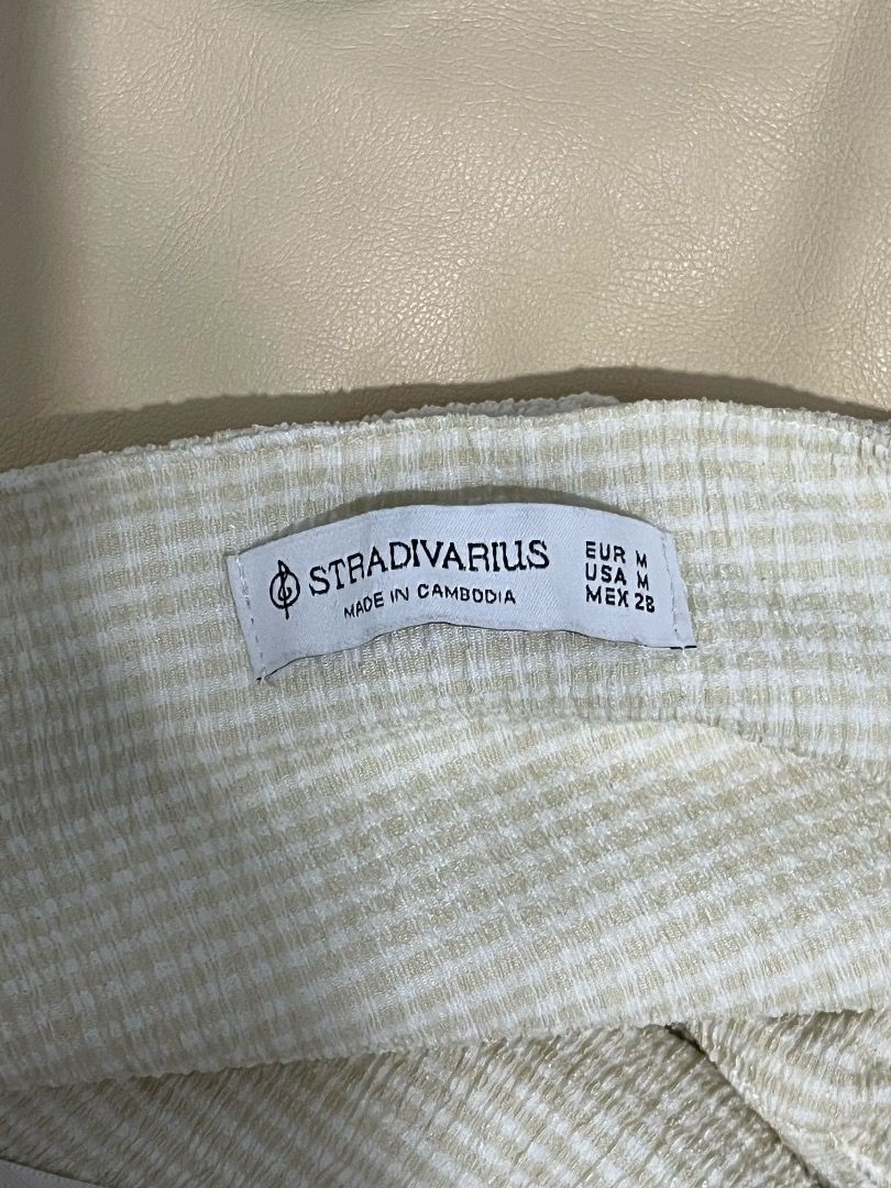 Stradivarius Cream Textured Jumpsuit with Spaghetti Straps (Category: Jumpsuits) located in Manila. Submitted by micahezra__ (Listing ID 1464397143, Image 3). Description: brand new and unused but tag already removed bought this around 1500++.