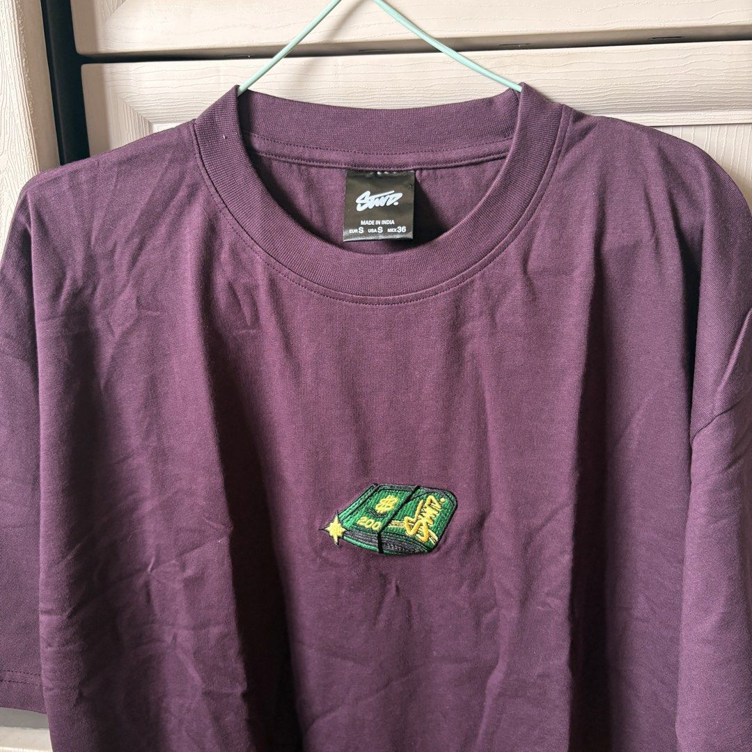 STUD Oversized Shirt (Category: Shirts) located in Makati City. Submitted by iu__00 (Listing ID 1464390296, Image 2). Description: - Brand: STUD - Oversized fit.