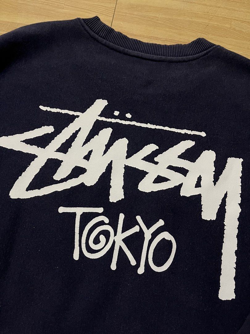 Stussy Tokyo Crew Neck Sweater (Category: Tshirts & Polo Shirts ) located in Mabalacat. Submitted by brkebys00 (Listing ID 1464362639, Image 1). Description: Width: 22 Length: 26 Very good condition Color rate: 9/10 Hairlines / minimal crackprints Need wash.