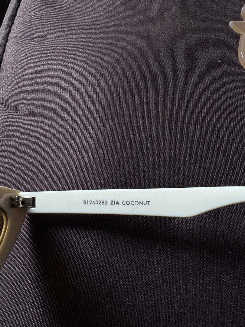 Sunnies Studios & Baobab Sunnies - SOLD AS SET (Category: Sunglasses & Eyewear) located in Pasay City. Submitted by margucci_0823 (Listing ID 1464410228, Image 3). Description: - Sunnies used once; Baobab never used - Brand 1: Sunnies Studios (ZIA COCONUT) - Brand 2: Baobab - NO CASE - SOLD AS SET P Delivery shouldered by buyer via Lalamove 📍Betterliving, Pque RFS: Di na ginagamit.