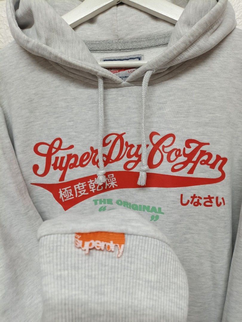 SuperDry Hoodie‎✨ (Category: Coats, Jackets and Outerwear) located in Quezon City. Submitted by rod_raymundo (Listing ID 1464416001, Image 3). Description: SuperDry Hoodie‎✨ ‎Size: 2XL ‎Width: 25 Inches ‎Length: 30 Inches ‎Color: 10/10 (Color variation due to lighting) ‎Condition: Excellent condition at ready to wear ‎Price: 650 Pesos + SF ‎ ‎🚚 Shipping via J&T (with voucher and extra discount) or Lalamove ‎📍 Location: Driod St. Brgy Kaunlaran,