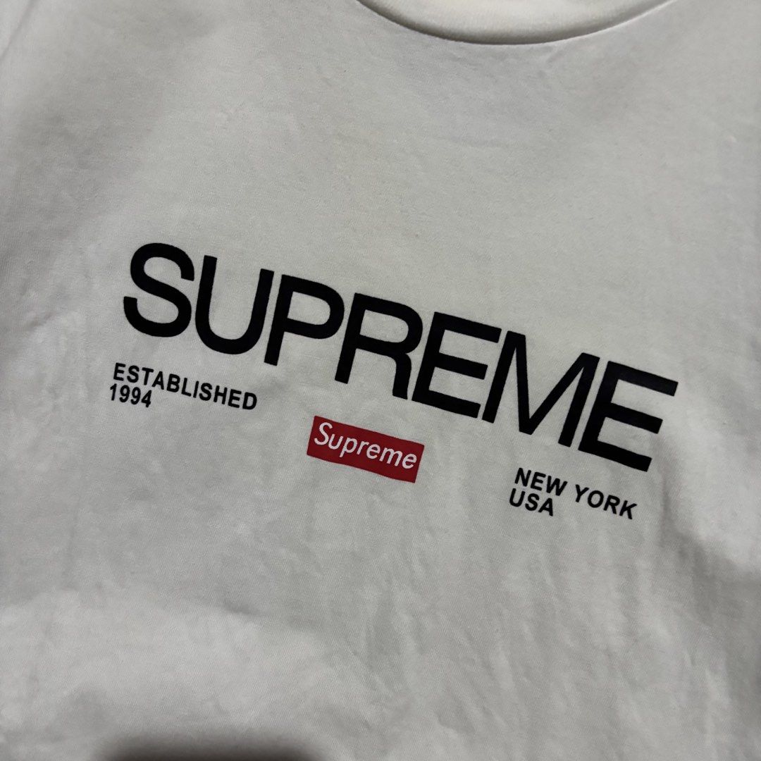 SUPREME WHITE SHIRT (Category: Tshirts & Polo Shirts ) located in Taytay. Submitted by dwinsapparel (Listing ID 1464456822, Image 3). Description: SUPREME WHITE SHIRT W-20.5 L-28 EXCELLENT CONDITION NEED WASH COMPLETE TAGS.