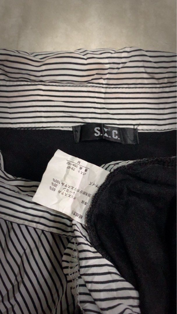 Sxc (Category: Longsleeves) located in Aloran. Submitted by cowskin_927 (Listing ID 1464476576, Image 3). Description: Sxc Long sleeve No flaws Size medium .