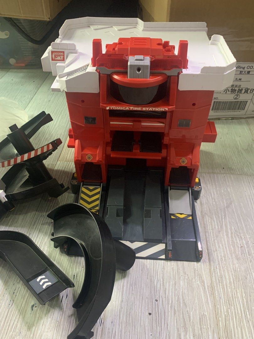 Takara Tomy Tomica World Transform Firestation (Category: Interactive Toys) located in Carmona. Submitted by bihira (Listing ID 1464374964, Image 1). Description: Takara Tomy Tomica World Transform Firestation - WYSIWYG - As is - Incomplete - Tested Working - Lights / Sounds.