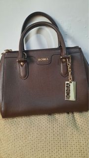 (Kategori: ) berada di . Dikirim oleh dinahn (ID iklan 1464426504, Gambar 1). Deskripsi: .