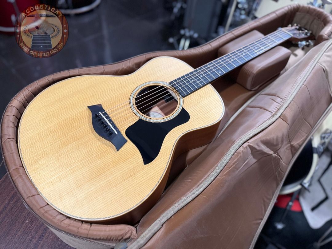 Taylor GS Mini Acoustic Guitar (Category: Musical Instruments) located in Manila. Submitted by acousticat (Listing ID 1464499937, Image 2). Description: For Sale / Swap Please Read Location: Tondo, Manila ----------------------------------- Taylor GS Mini Acoustic Guitar 37K (40K trade value) Almost new! Solid Sitka Spruce top Sapele back & sides Legit Fishman GT2 pickup Taylor gigbag Trade/Swap to other guitars Trade/Swap to drum items ---------