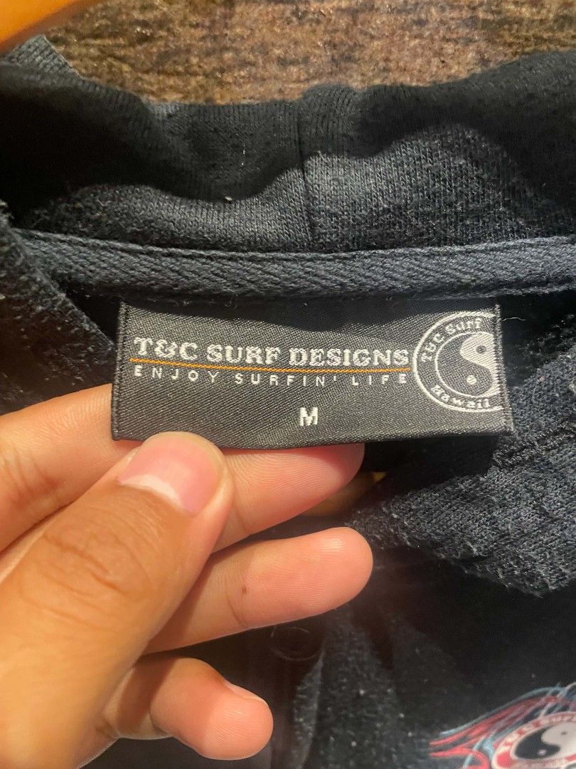 T&C HOODIE (Category: Coats, Jackets and Outerwear) located in Pagadian. Submitted by xarlesscute (Listing ID 1464527235, Image 3). Description: .