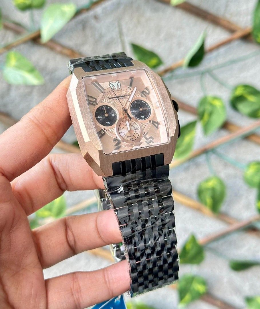 TechnoMarine (Category: Men's Watches) located in Toledo. Submitted by sissyoriginalstuff (Listing ID 1464363306, Image 3). Description: New arrival Techn🅾️marine Aqua Quadrant‼️ kha26 ₱8,699 free shipping 41mm amRosegold bezel - glossy black all steel Chronos working 3 pcs lang.