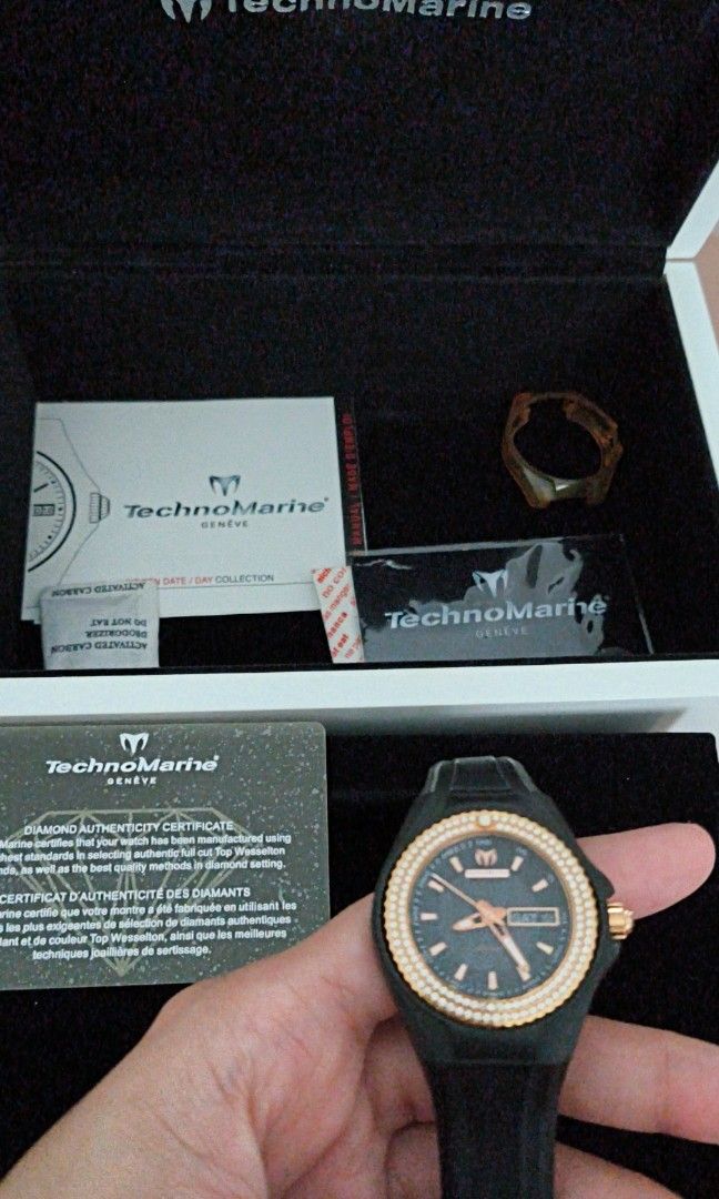 Top Wesselton Diamonds TechnoMarine (Category: Women's Watches) located in Tagaytay City. Submitted by euniquefinds (Listing ID 1464369127, Image 1). Description: TechnoMarine Cruise Star w/ Top Wesselton Diamonds Selling my authentic, pre-loved TechnoMarine Cruise Star luxury sports watch. This is the premium diamond edition, with a stunning dual-row bezel set with over 115+ genuine, full-cut Top Wesselton diamonds (~1.00 Carat Total Weight). Ca