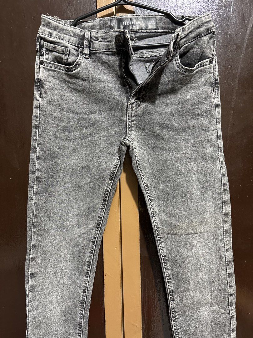 Terranova Kids Jeans (Category: Babies & Kids Fashion) located in Quezon City. Submitted by den.declutters (Listing ID 1464519963, Image 1). Description: .