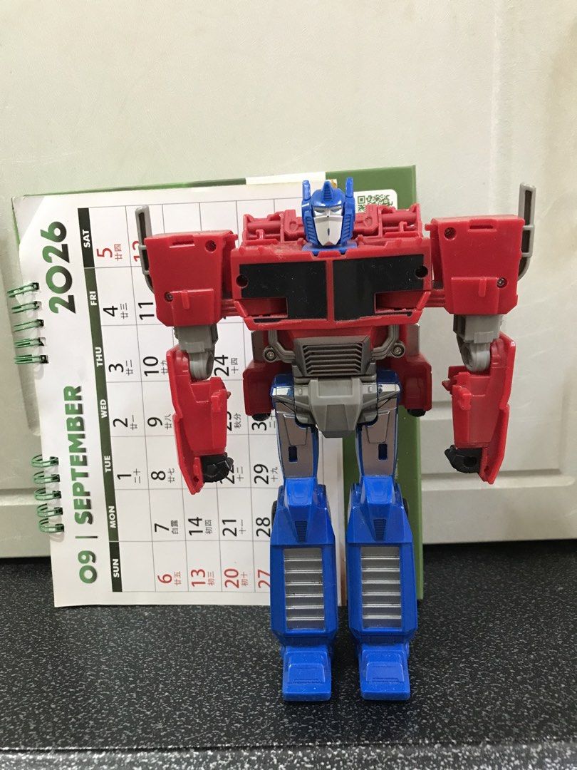 Tf toys hasbro (Category: Action & Battle Toys) located in San Mateo. Submitted by quikzee (Listing ID 1464551620, Image 1). Description: Tf toys hasbro.