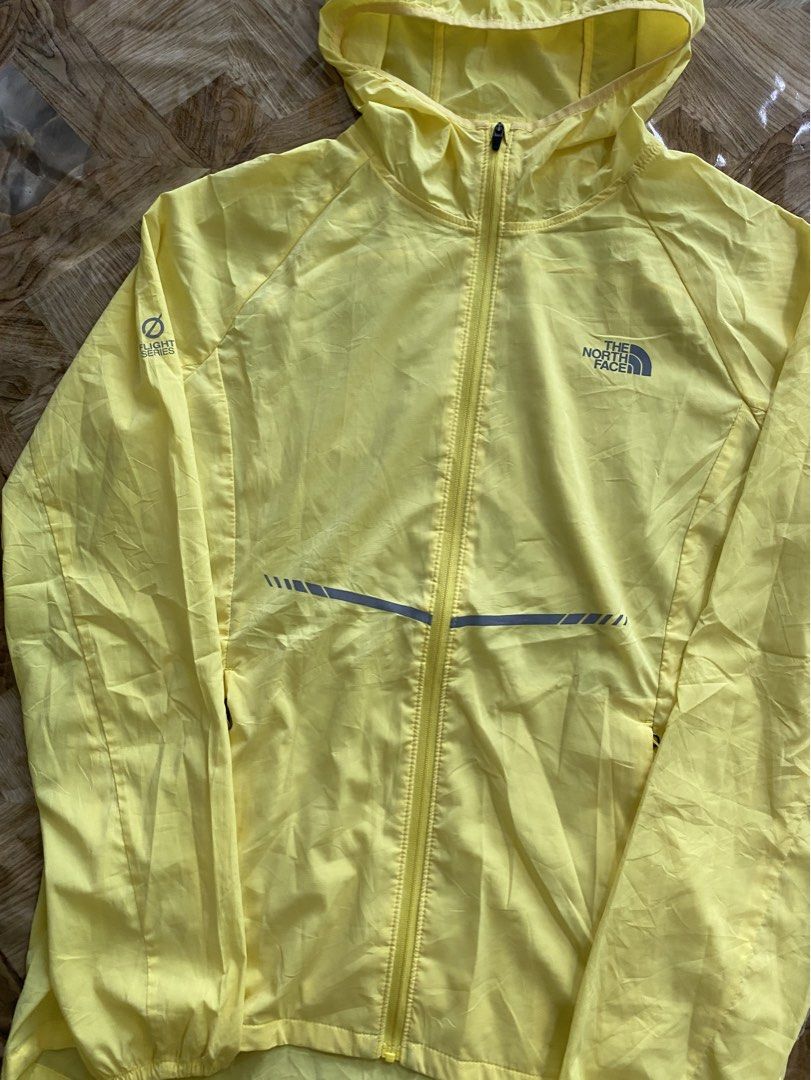 The North Face Lightweight Outdoor Jacket (Category: Coats, Jackets and Outerwear) located in Davao. Submitted by workmensph (Listing ID 1460744486, Image 2). Description: Size Medium 20” x 25.5” Excellent Condition .