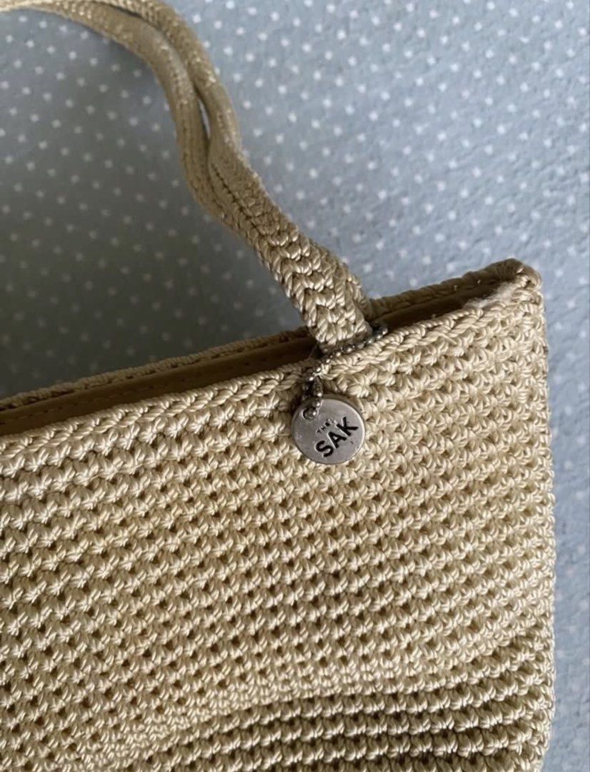 The Sak Crochet Bag (Category: Shoulder Bags) located in Valenzuela. Submitted by sseousinnn (Listing ID 1464395279, Image 2). Description: .
