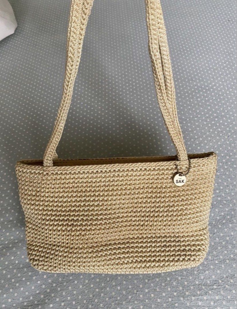 The Sak Crochet Bag (Category: Shoulder Bags) located in Valenzuela. Submitted by sseousinnn (Listing ID 1464395279, Image 1). Description: .