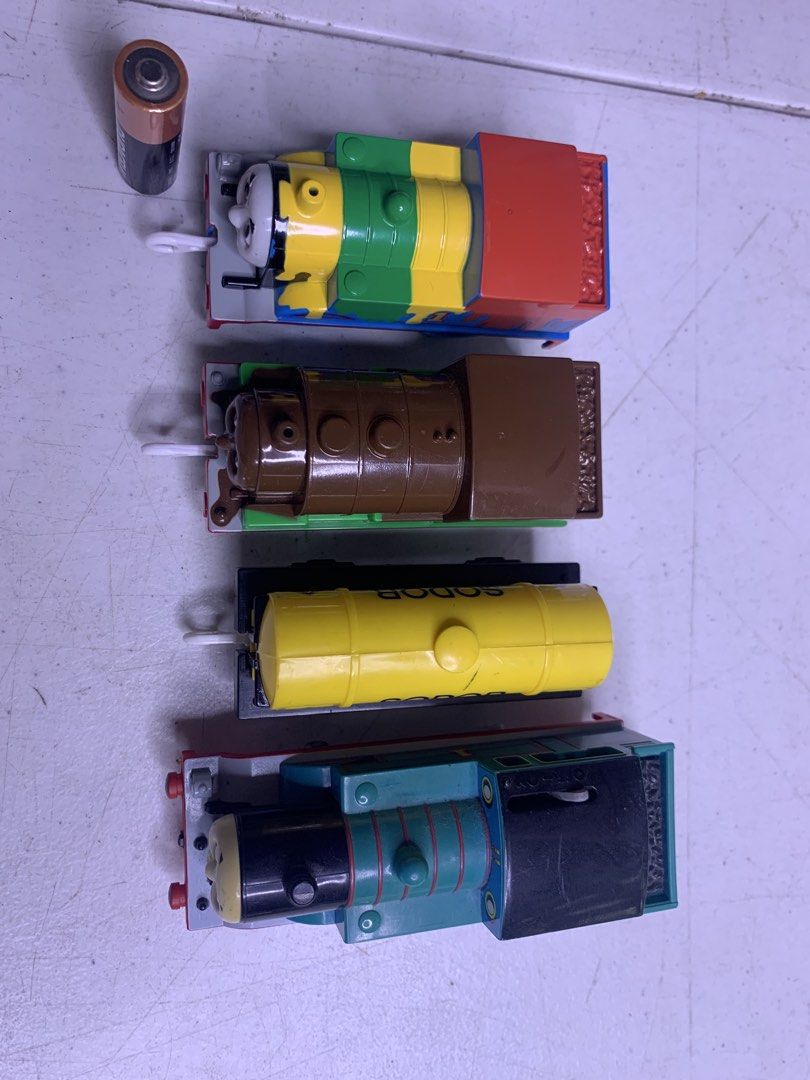 Thomas & Friends Trains - Motorized Set (Category: Interactive Toys) located in Carmona. Submitted by bihira (Listing ID 1464379985, Image 2). Description: Thomas & Friends Trains - Motorized Set - WYSIWYG - As is - played condition.