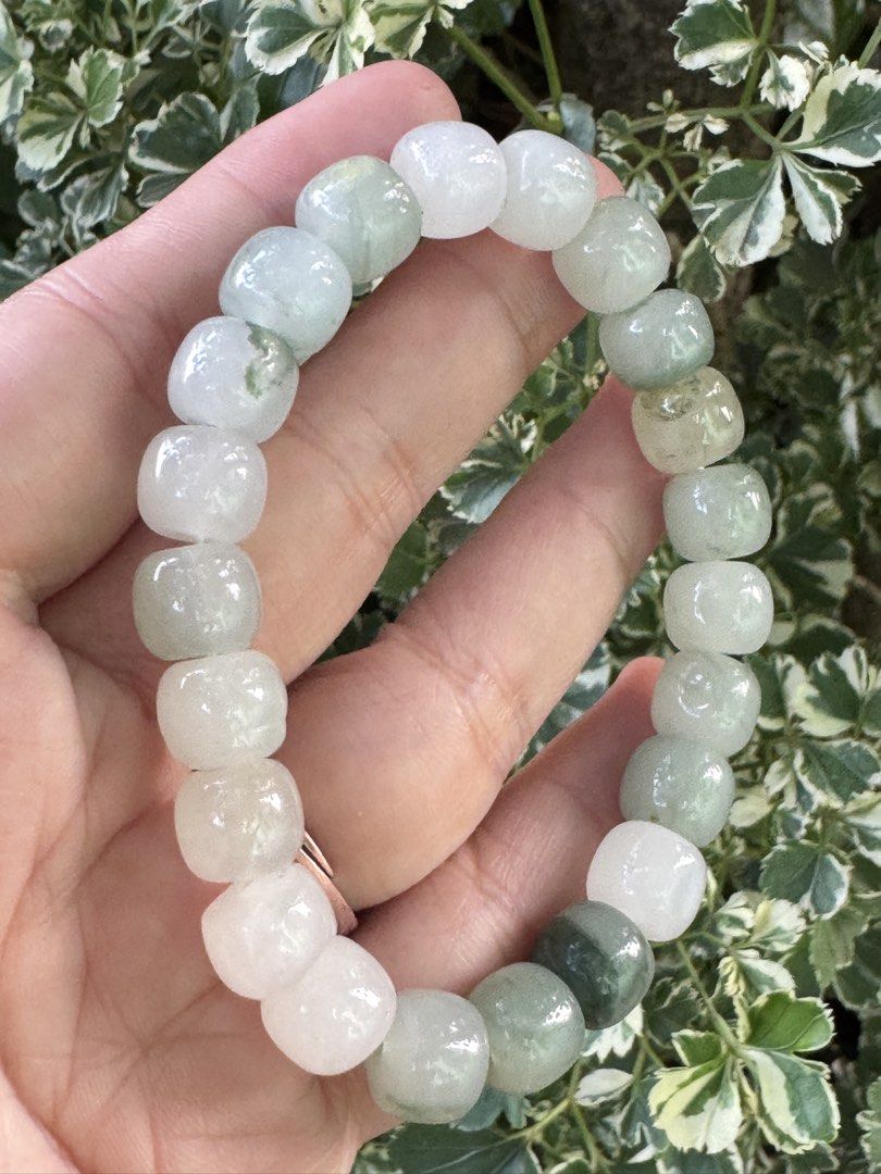 TIAN SHAN CUI BRACELET 🍉 B1_JC006 (Category: Bracelets) located in Bulacan. Submitted by selling_low_by_bella_ben (Listing ID 1464416621, Image 2). Description: TIAN SHAN CUI 🍉 B1_JC006 🏷️ 240 each (2pcs avail) 10+ mm bead 16 cm wrists.
