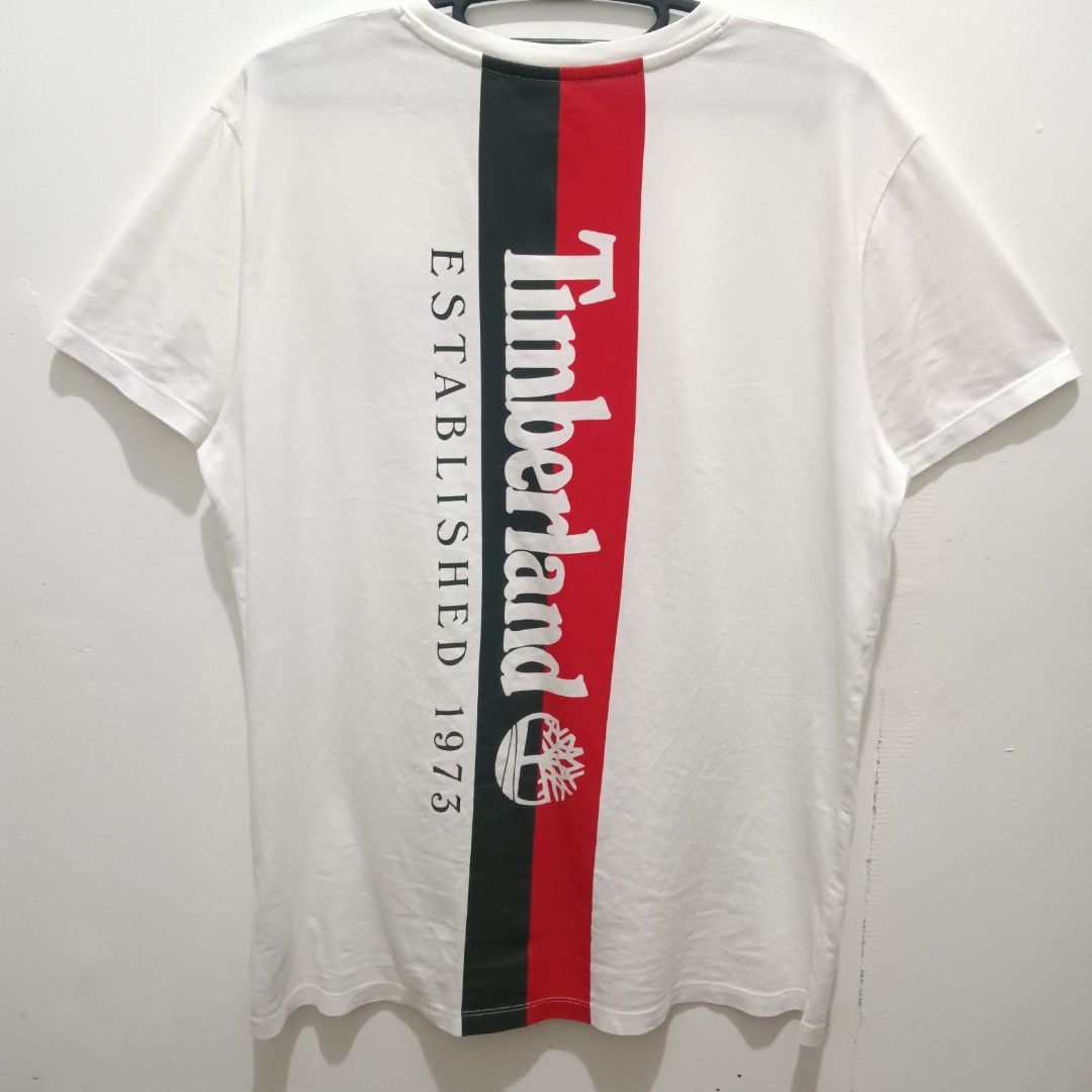 TIMBERLAND Graphic Print Shirt (Category: Tshirts & Polo Shirts ) located in Caloocan City. Submitted by jaychingsss (Listing ID 1464541114, Image 1). Description: Timberland Shirt - 150 21x29 No issue Complete Tags NEED WASH.