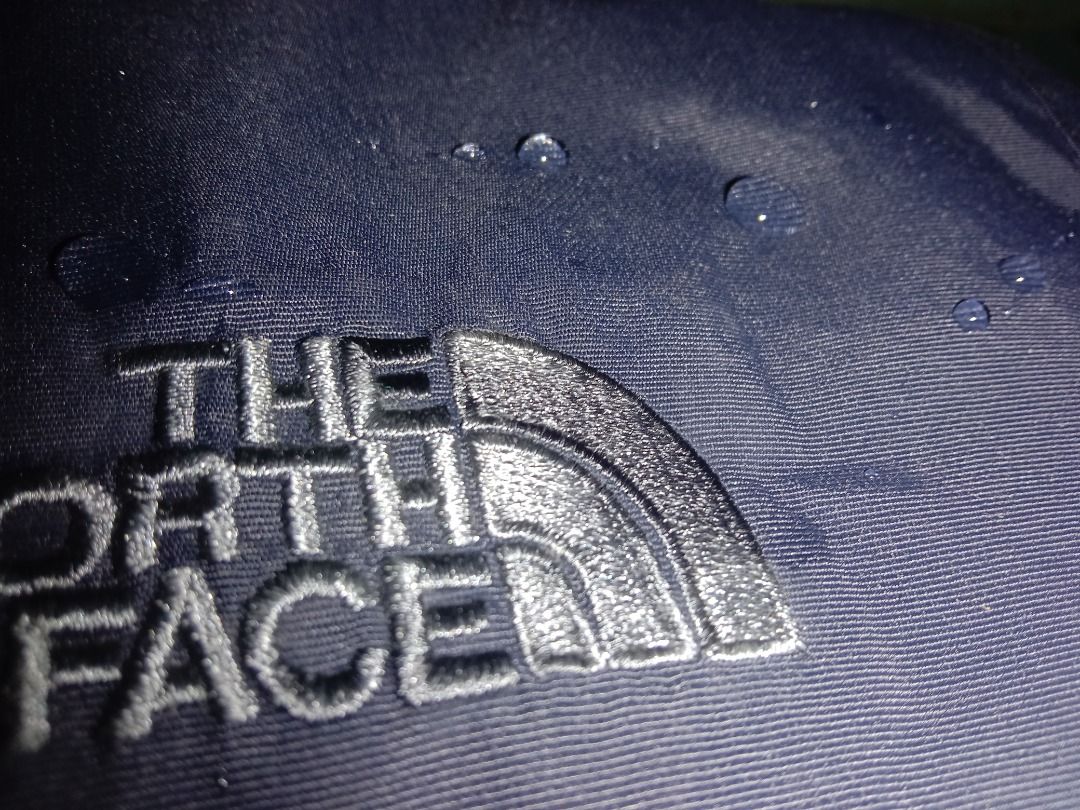 TNF Trekking Pants (WATERPROOF) (Category: Activewear) located in Naawan. Submitted by je_thriftoutdoor (Listing ID 1464566629, Image 3). Description: This item is selected thrifted. WATERPROOF Condition - 10/10 Color - 10/10 POLYAMIDE - POLYESTER 100% With tag TAP FOR MORE INFORMATION..