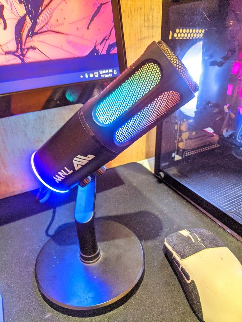 TNW K18 MIC CONDENSER (Category: Microphones) located in Quezon City. Submitted by rnl3322 (Listing ID 1464385057, Image 1). Description: No issue all knob is working Inclusion: Unit,Stock mic stand,boom arm pickup or lalamove only fairview qc location.
