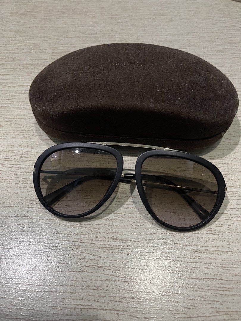 Tom Ford Sunglasses with Case (Category: Sunglasses & Eyewear) located in Cagayan de Oro. Submitted by littlegirlsdepot (Listing ID 1464497959, Image 1). Description: .
