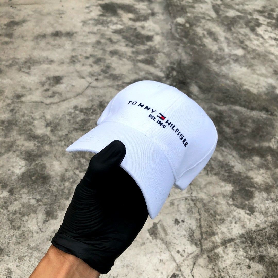 Tommy Hilfiger EST 1985 Cap (Category: Caps & Hats) located in General Santos City (Dadiangas). Submitted by blayzestuff (Listing ID 1464450164, Image 2). Description: Adult Size: Adjustable 📌 Manage your expectations: All items are either thrifted or brand new. Colors may vary due to photography lighting. ⚠️ Important Reminders: • First-payment basis only (secure your order by paying in advance). • No cancellation. • No refund or exchange. • No