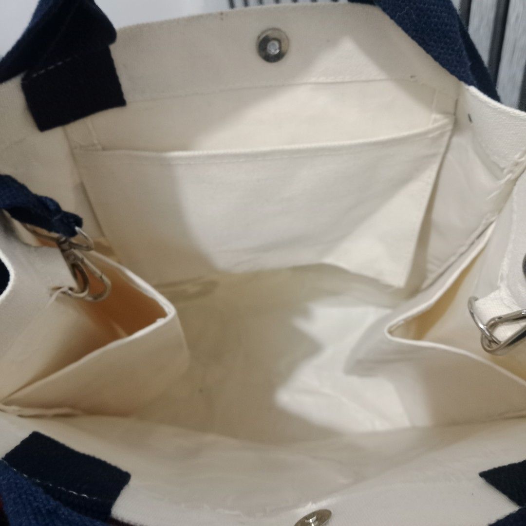 Tote Bag with sling (Category: Tote Bags) located in Manila. Submitted by mamapards17 (Listing ID 1464498208, Image 1). Description: .