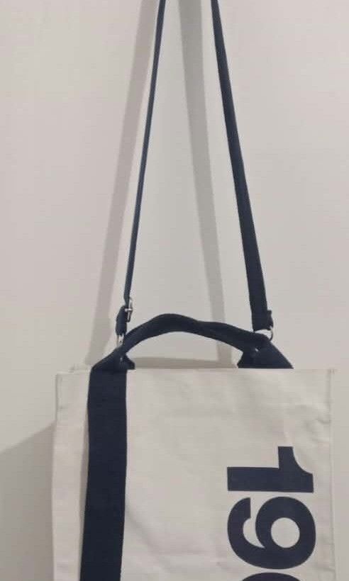 Tote Bag with sling (Category: Tote Bags) located in Manila. Submitted by mamapards17 (Listing ID 1464498208, Image 2). Description: .