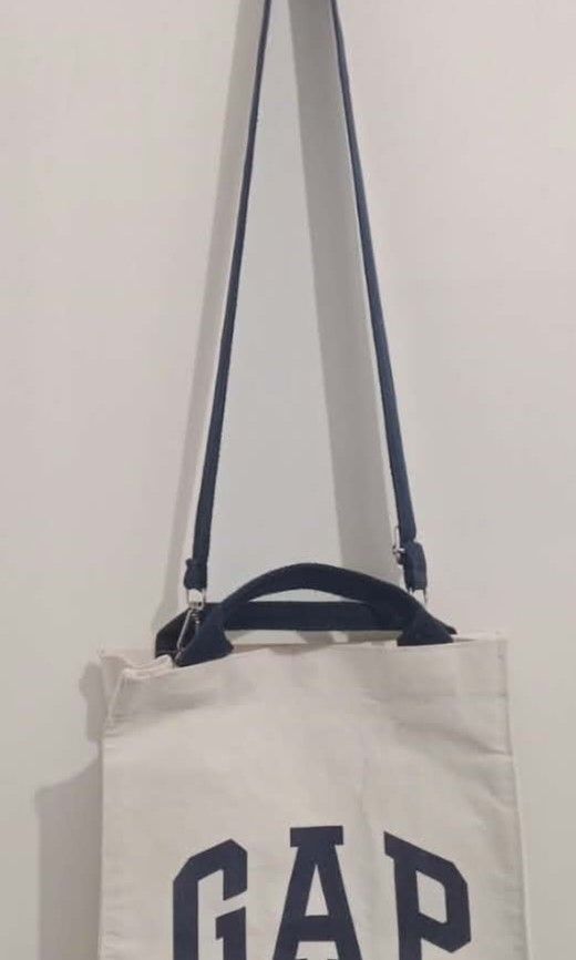 Tote Bag with sling (Category: Tote Bags) located in Manila. Submitted by mamapards17 (Listing ID 1464498208, Image 3). Description: .