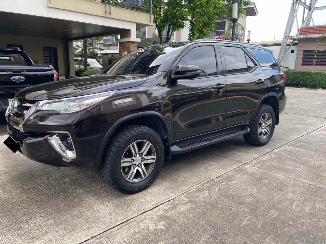 Toyota Fortuner G Auto (Category: Used Cars) located in Paranaque City. Submitted by kymiranda (Listing ID 1464485380, Image 3). Description: ✅ 52,000 kms only ✅ Automatic transmission ✅ Diesel ✅ 4x2 ✅ Well-maintained and ready to drive Inclusions: 📌 2 remotes 📌 Black Box 📌 Rear camera 📌 Owner’s manual 📌 Service / maintenance record 📌 Complete tools 📌 Complete documents 💯 GUARANTEED MILEAGE 💯 GUARANTEED ACCIDENT-FREE 💯 GUARANTEED FLOOD-